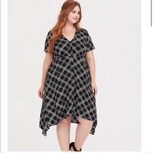 TORRID SHARKBITE DRESS BNWT
